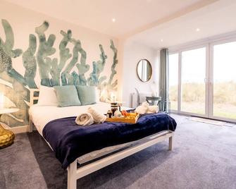 Magnificent Beach House - Caister-on-Sea - Bedroom