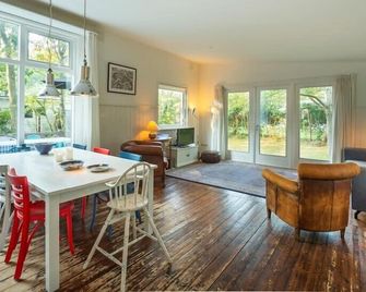 Berkenpad 5 comfortable holiday cottage in nature - Burgh-Haamstede - Salle à manger