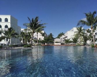 Myrtle Boutique Hotel Phu Quoc - Phu Quoc - Zwembad