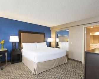 Grand Royal Hotel O'Hare Chicago - Elk Grove Village - Schlafzimmer