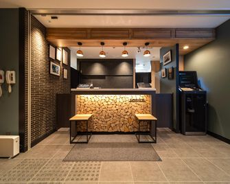 Super Hotel Asahikawa - Asahikawa - Lobby