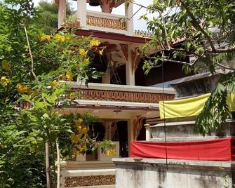 Beachfront Charming Condo with balcony - Rayong - Außenansicht