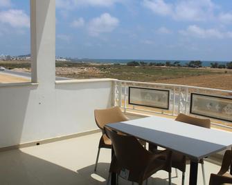 Dar Lebharr - Kelibia - Balcon