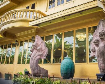 Nakaraj Princess Chiang Rai - Walking Street - Chiang Rai