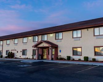 Super 8 by Wyndham Campbellsville KY - Campbellsville - Gebäude