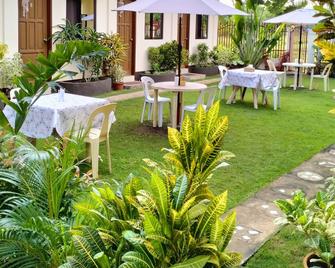 Mingche Apartment - Panglao - Patio