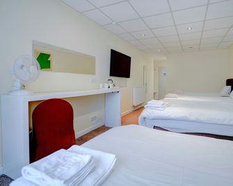 Cardiff Riverside Hotel by Belvilla - Cardiff - Bedroom