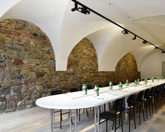 Hotel Maribor & Garden Rooms - Maribor - Konferenční místnost