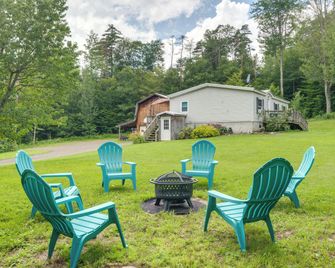 Otego Home w/ Hot Tub: Near All Star Village! - Oneonta - Патіо