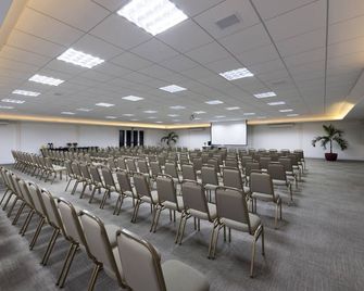 Hotel Matiz Jaguariúna - Jaguariúna - Meetingruimte