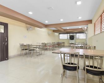 Collection O Ashoka Hotel & Restaurant - Kota - Restaurant