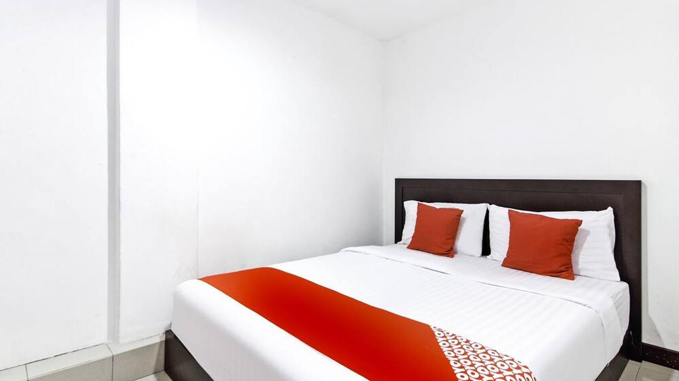 OYO 321 Hotel D'elegant