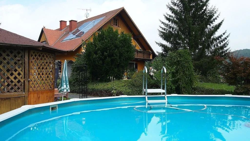 Gaestehaus Ulbl - Kitzeck im Sausal - Piscină