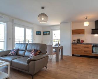 Sioul - Appt à moins d1km de la plage - Concarneau - Huiskamer