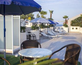 Hotel Europe - Kateríni - Pátio