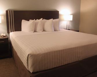Meridian Inn & Suites Lloydminster - Lloydminster - Slaapkamer