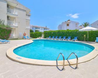 Apartamentos Llevant - Port de Pollença - Pool