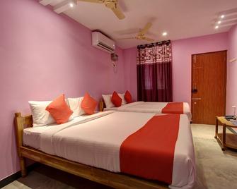 OYO 38664 Rt Residency - Tiruchirappalli - Bedroom