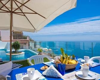 Holidays dream Praiano - Praiano - Piscina