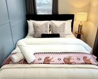 Close To Nyc/Parking/Pet-Friendly/Free Wi-Fi - Franklin Square - Habitación