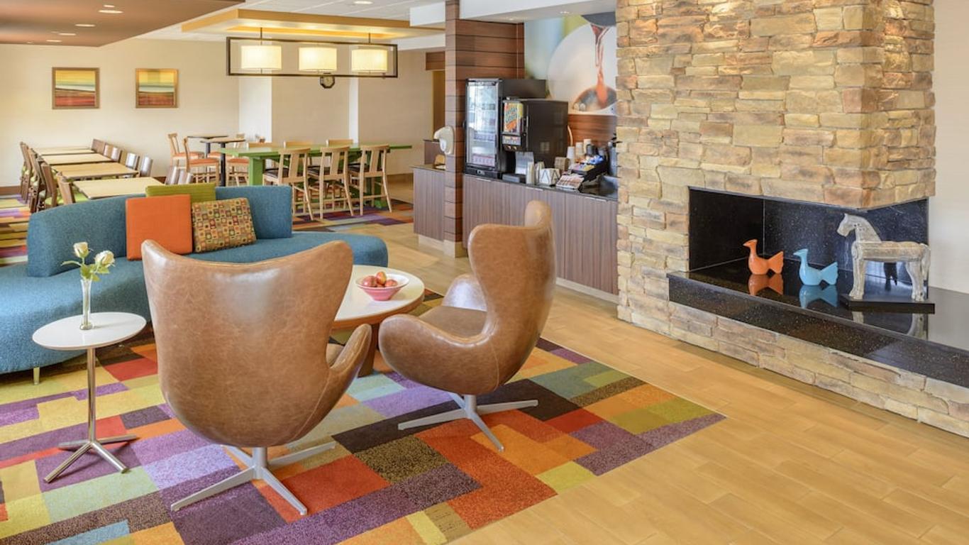 Fairfield Inn by Marriott St. Louis Collinsville, IL