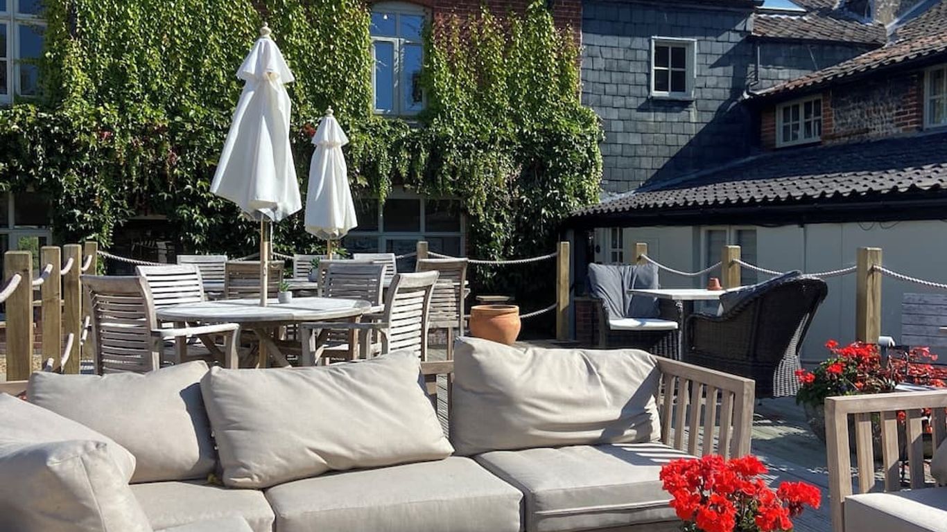 Scarborough Hill Country Inn