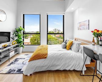 Trendy South End Studio - Charlotte - Bedroom