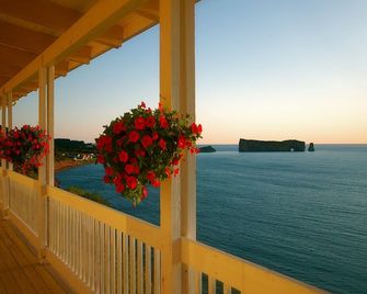 Hotel La Cote Surprise - Perce - Balkon