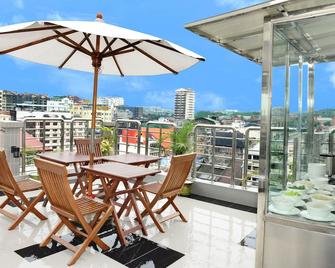 Hotel Grand United 21st Downtown - Rangoon - Balkon