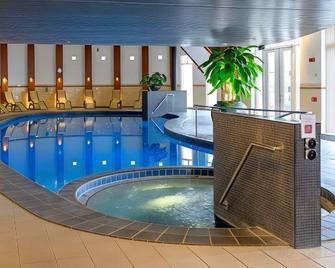 Parkhotel Valkenburg - فالكنبرج آن دي جول - حوض السباحة