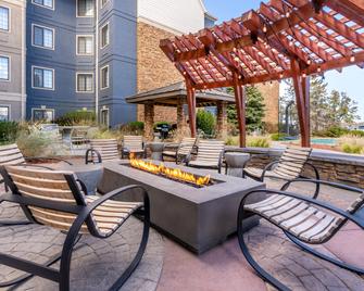 Staybridge Suites Denver-Cherry Creek - Glendale - Innenhof