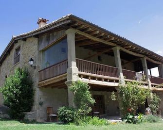 Mas la Serra - Rupit y Pruït - Edificio