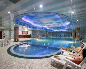 Changsha Mingchen International Hotel - تشانغشا - حوض السباحة