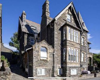 The Mews, private parking included, Windermere - Windermere - Building