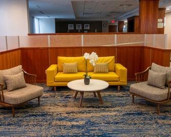 Fairfield Inn & Suites Anaheim North Buena Park - Buena Park - Oleskelutila