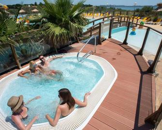 Le Lac des Rêves - Lattes - Piscina