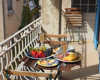 Air-conditioned & heated cottage in picturesque Pernes-les-Fontaines - Pernes-les-Fontaines - Balcon