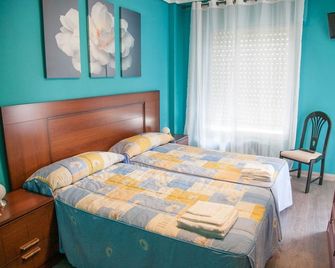 Pensión Parque del Ebro - Logroño - Habitación