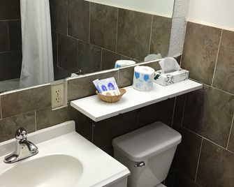Western Motel - Alva - Baño