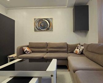 Beautiful Contemporary Apartment in Residence - Akid Lotfi - Bir El Djir - Living room