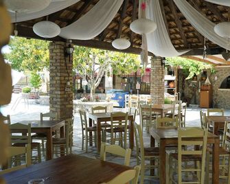 Spiti Nikos - Gouvia - Restaurante