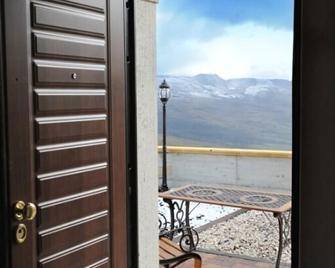 Residence Les Amis - Castel di Sangro - Balcone