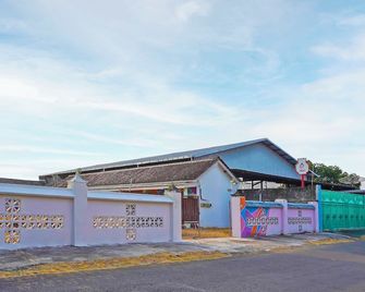 Hotel O Guesthouse Prima Syariahneargpdi Anugerah - Banyuwangi - Edificio