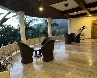 帕拉恩普爾宮飯店 - Mount Abu / 芒特艾伯 - 大廳