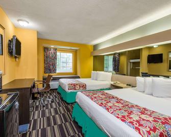 Microtel Inn & Suites by Wyndham Dayton/Riverside OH - דייטון - חדר שינה