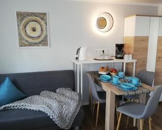 Ferienwohnung Hirmer - Zirndorf - Essbereich