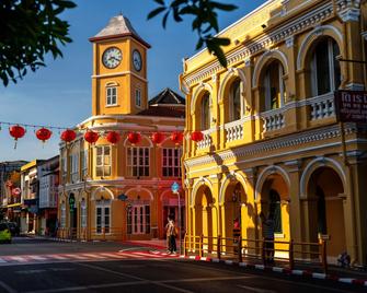 Ibis Styles Phuket City (Sha Plus+) - Phuket City - Building