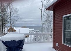Brand New Lake-House Chalet/Lake Views/Best Location For All of NH-Lakes Region - Gilford - Balcony