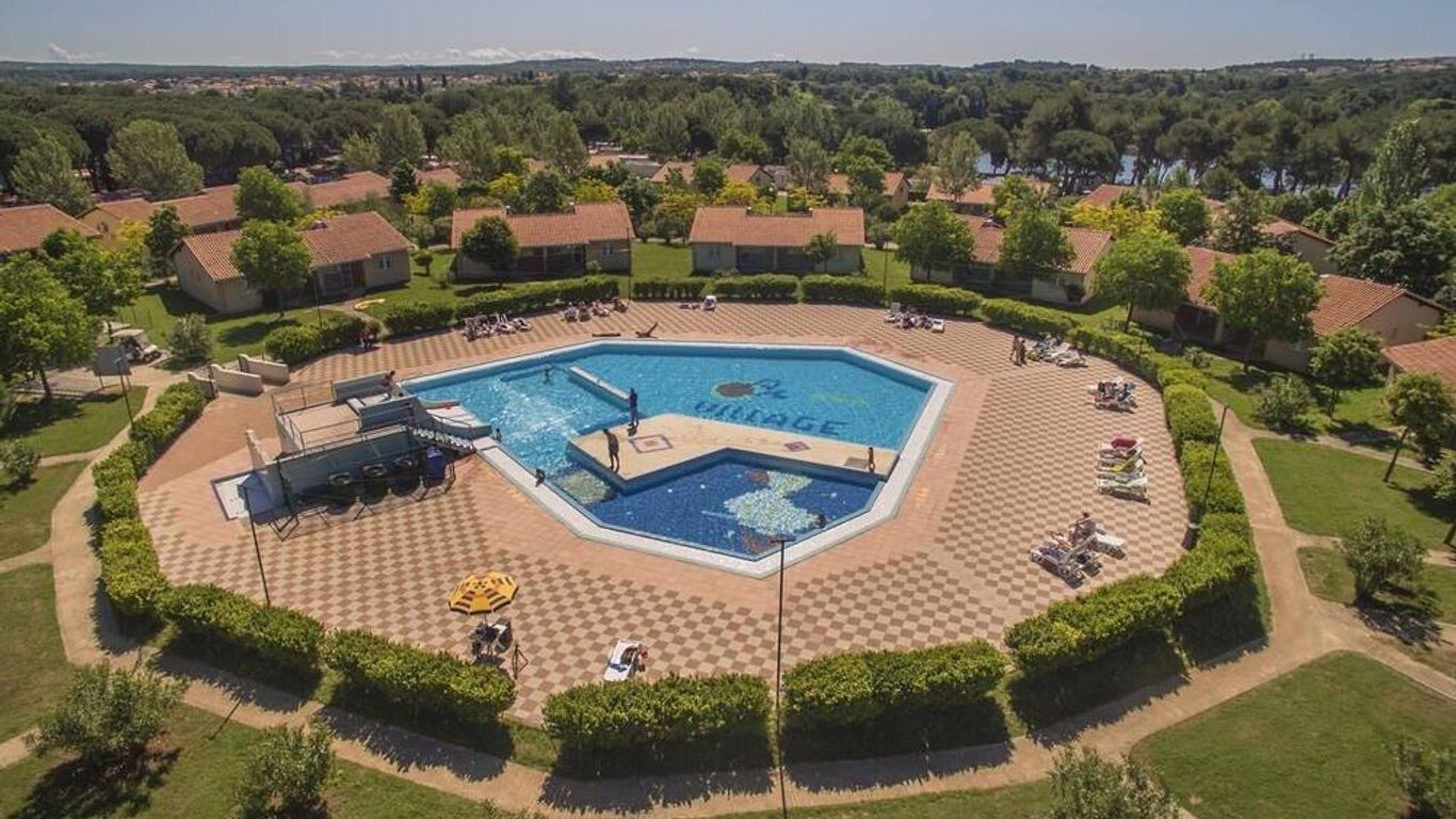 Holiday centre Bi village