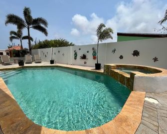 Paradera Palms Apt 1 - Paradera - Zwembad